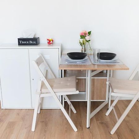 Апартаменты Le Citadin-T1-28M2-Pte Paris M7 Ле-Кримлен-Бисетр Экстерьер фото